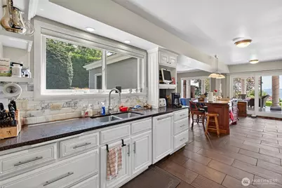 359 Bayside Road, Bellingham, WA 98225 - Photo 25