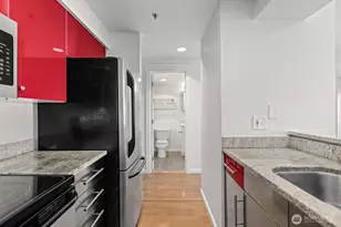 530 Melrose Ave E, Seattle, WA 98102 - Photo 7