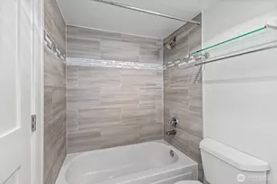 530 Melrose Ave E, Seattle, WA 98102 - Photo 21