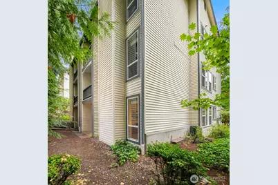8615 238th Street SW #B101, Edmonds, WA 98026 - Photo 21