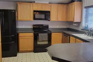 936 S Division St, Moses Lake, WA 98837 - Photo 7