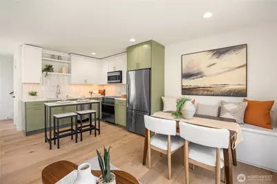 7062 Cleopatra Place NW, Seattle, WA 98117 - Photo 3