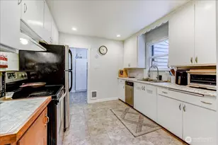 624 Madison St, Everett, WA 98203 - Photo 7
