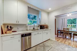 624 Madison St, Everett, WA 98203 - Photo 9