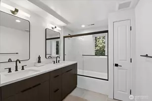 631 84th Ave NE, Medina, WA 98039 - Photo 15