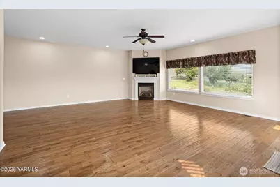 11601 Marble Court, Yakima, WA 98908 - Photo 3