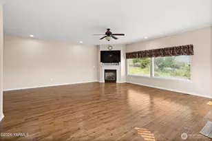 11601 Marble Ct, Yakima, WA 98908 - Photo 3