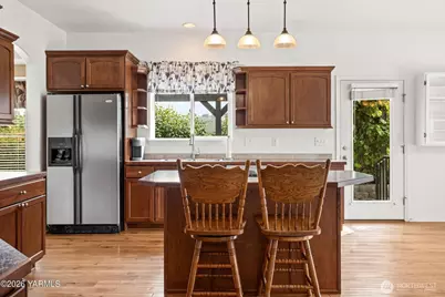 11601 Marble Court, Yakima, WA 98908 - Photo 9