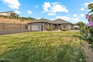 11601 Marble Ct, Yakima, WA 98908 - Photo 1