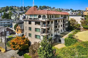 610 Aloha St, Seattle, WA 98109 - Photo 25
