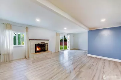 9125 48th Drive NE, Marysville, WA 98270 - Photo 5
