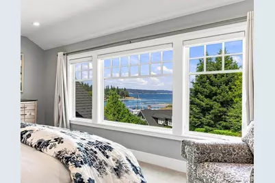9223 Allens Cove Lane NE, Bainbridge Island, WA 98110 - Photo 17
