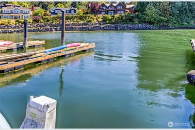 9223 Allens Cove Lane NE, Bainbridge Island, WA 98110 - Photo 35