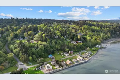 3697 Driftwood Drive, Clinton, WA 98236 - Photo 27