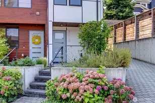 3219 Fuhrman Ave E, Seattle, WA 98102 - Photo 3