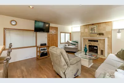 24925 20th Avenue S, Des Moines, WA 98198 - Photo 7