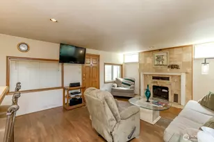 24925 20th Ave S, Des Moines, WA 98198 - Photo 7