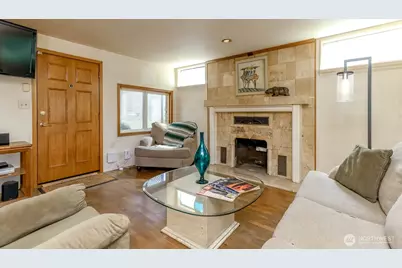 24925 20th Avenue S, Des Moines, WA 98198 - Photo 5