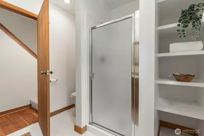 5470 Taylor Avenue NE, Bainbridge Island, WA 98110 - Photo 25
