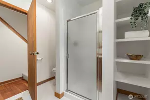 5470 Taylor Ave NE, Bainbridge Island, WA 98110 - Photo 25