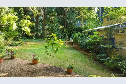 5470 Taylor Avenue NE, Bainbridge Island, WA 98110 - Photo 35