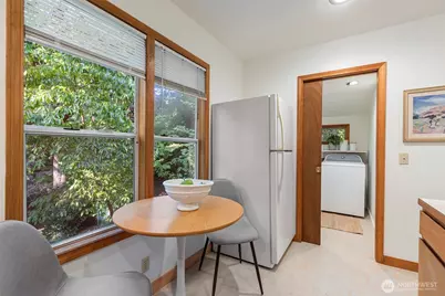 5470 Taylor Avenue NE, Bainbridge Island, WA 98110 - Photo 17