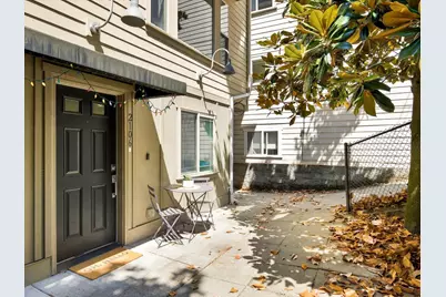 2106 E Terrace Street, Seattle, WA 98122 - Photo 3