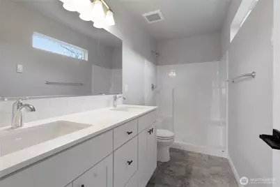 1025 E 64th S, Tacoma, WA 98404 - Photo 13