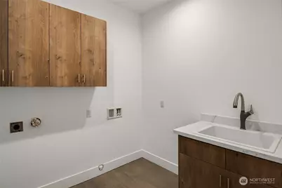 3202 Burnett Avenue N, Renton, WA 98056 - Photo 29