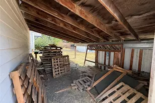115 W 2nd St, Waitsburg, WA 99361 - Photo 5