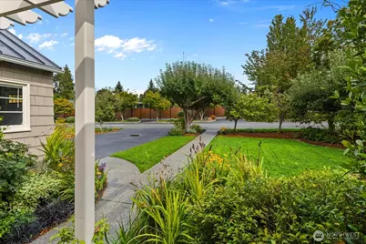 10037 15th Avenue NW, Seattle, WA 98177 - Photo 27