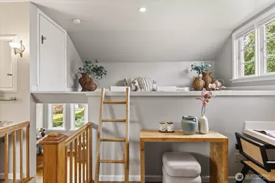 10037 15th Avenue NW, Seattle, WA 98177 - Photo 17