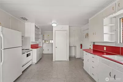 4202 N Cheyenne Street, Tacoma, WA 98407 - Photo 11