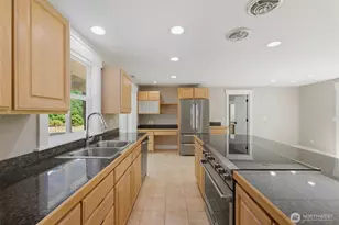 15615 53rd St NW, Lakebay, WA 98349 - Photo 9
