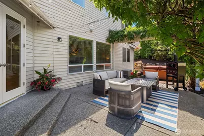 6633 Fairway Avenue SE, Snoqualmie, WA 98065 - Photo 35