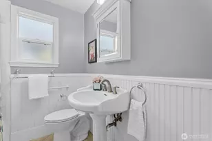 12116 Shorewood Dr SW, Burien, WA 98146 - Photo 23