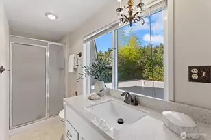 12116 Shorewood Dr SW, Burien, WA 98146 - Photo 19