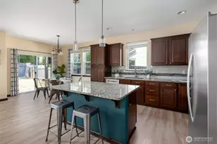 1873 SW Downfield Way, Oak Harbor, WA 98277 - Photo 9