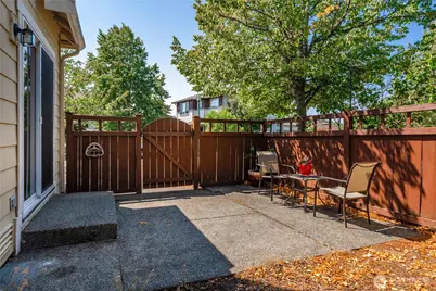 16901 Woodside Drive SE, Renton, WA 98058 - Photo 25