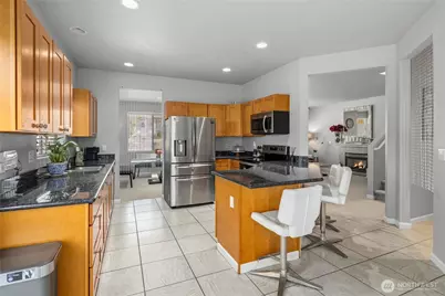 16901 Woodside Drive SE, Renton, WA 98058 - Photo 7