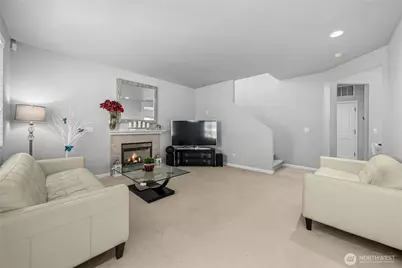 16901 Woodside Drive SE, Renton, WA 98058 - Photo 13