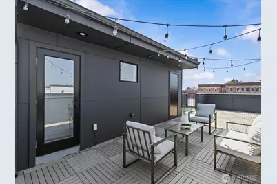 4326 Woodlawn Avenue N #B, Seattle, WA 98103 - Photo 25