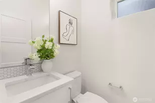 1206 B NW 83rd St, Seattle, WA 98117 - Photo 11