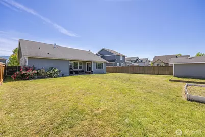 803 Mapleridge Drive, Everson, WA 98247 - Photo 37