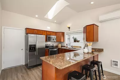 15012 132nd Avenue SE, Renton, WA 98058 - Photo 11