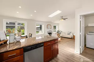 15012 132nd Ave SE, Renton, WA 98058 - Photo 15