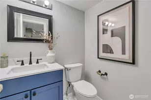 952 N 35th St, Seattle, WA 98103 - Photo 19