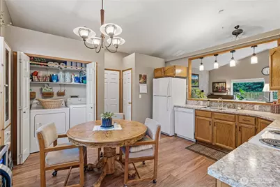 12 S Charles Street, Wenatchee, WA 98801 - Photo 9
