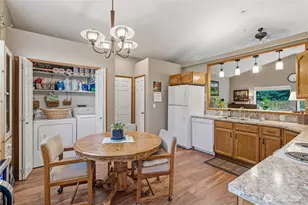12 S Charles St, Wenatchee, WA 98801 - Photo 9