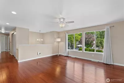 1665 Monroe Court SE, Renton, WA 98058 - Photo 3